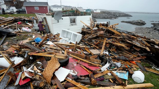 Hurricane expert says U.S. government cutting access to satellite data is 'insanity' | CBC News