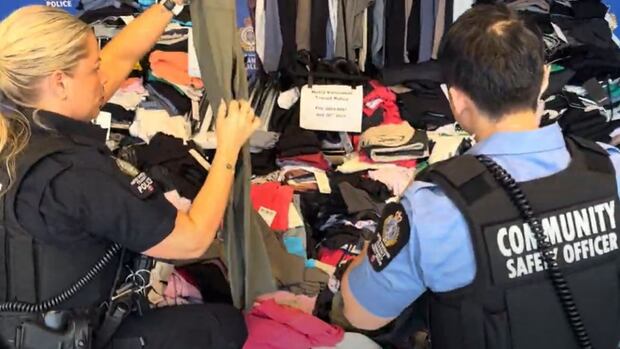 Lululemon theft ring revealed: Organized crew suspected behind wave of shoplifted gear | CBC News
