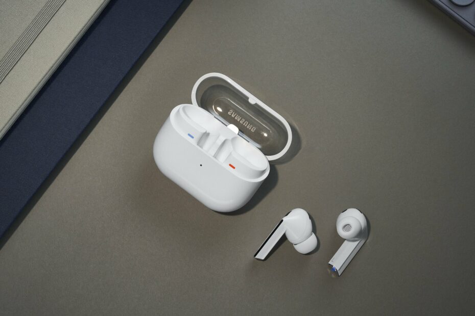 Samsung Galaxy Buds Explained: Which One is Right for You?