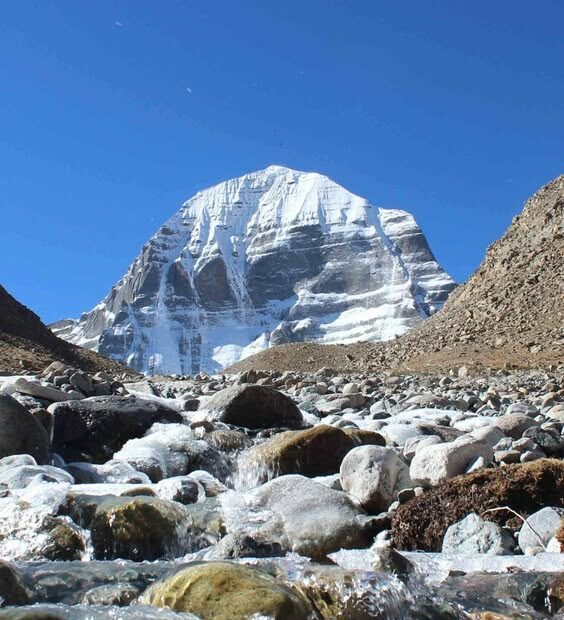 Kailash Mansarovar Yatra by Helicopter