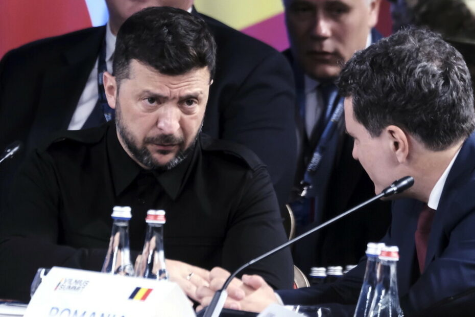 Vertice Russia-Ucraina a Istanbul, Zelensy: 'Nuove sanzioni se fallisce' - Notizie - Ansa.it