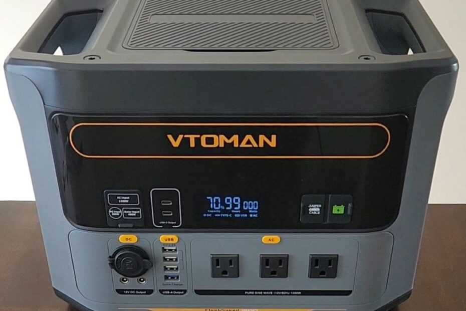 What To Look For in a Power Station (and Why the VTOMAN FlashSpeed 1500 Checks All the Boxes)