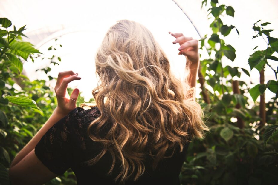 Is your hair curling up at the ends? Here's why!