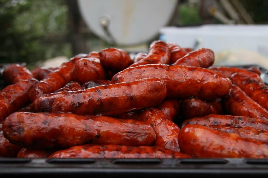 10 Must-Try Ingredients For The Ultimate BBQ Sauce - CookElite