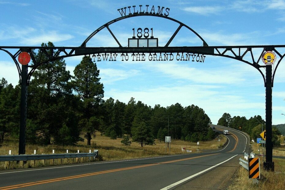 8 Self-Guided Budget Road Trips To Try This Weekend