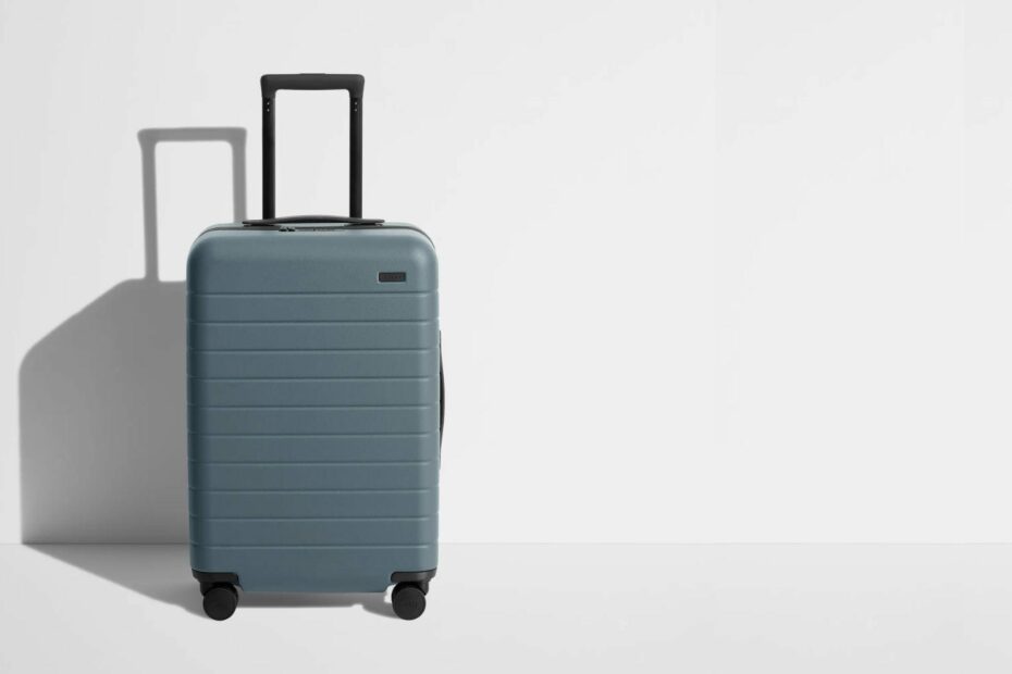 8 Travel Essentials for Stylish Guys on the Go (2025)