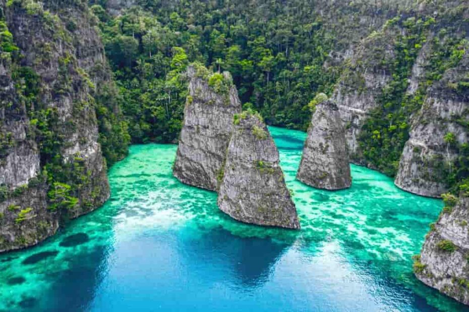 9 Best Places to Visit in Indonesia Beyond Bali - Take Off With Me