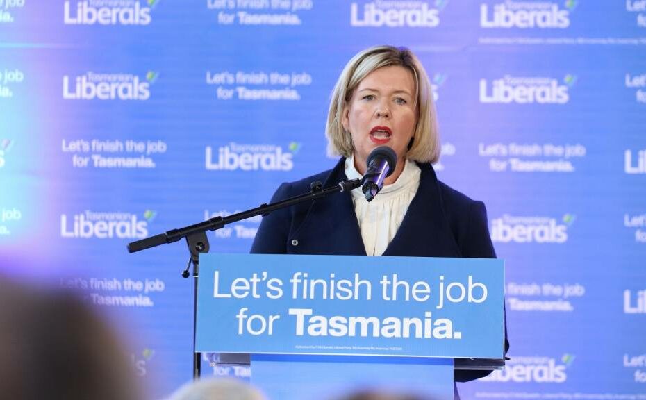 Bridget Archer crossed the floor and her party. Why is she running for the Liberals again?