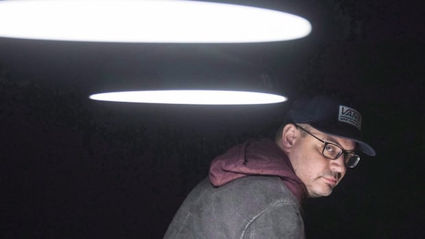 Canadian singer Matthew Good says 'big political correction' needed before he'll tour U.S. again | CBC News