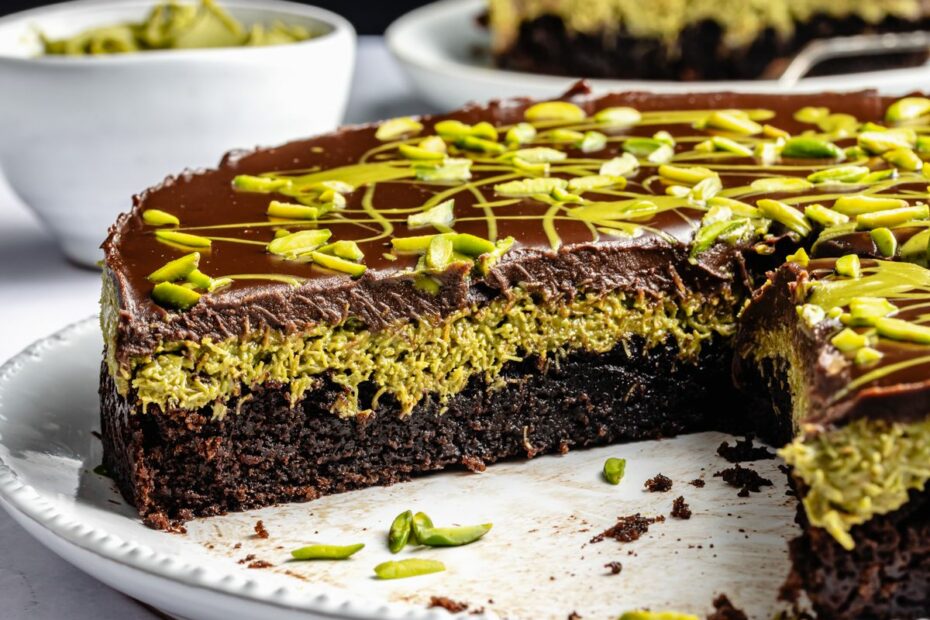 Dubai Chocolate Cake