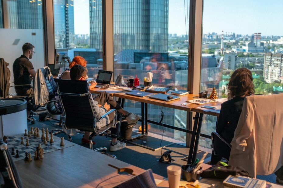 GEO Strategy for Content Marketing - A Very Human Guide on How to Not Be Left Behind by Robots - AccuraCast