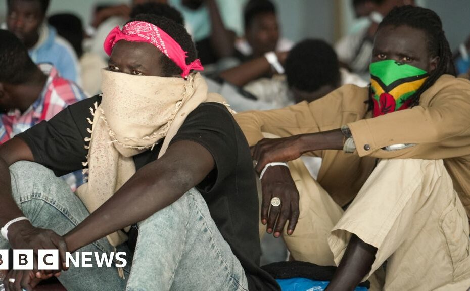 Greece claims 'invasion' in Crete as it tries to halt asylum on Med route