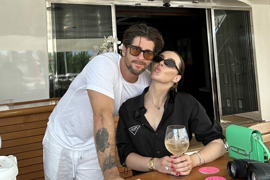 How To Put The Spice Back In Your Marriage | The Skinny Confidential