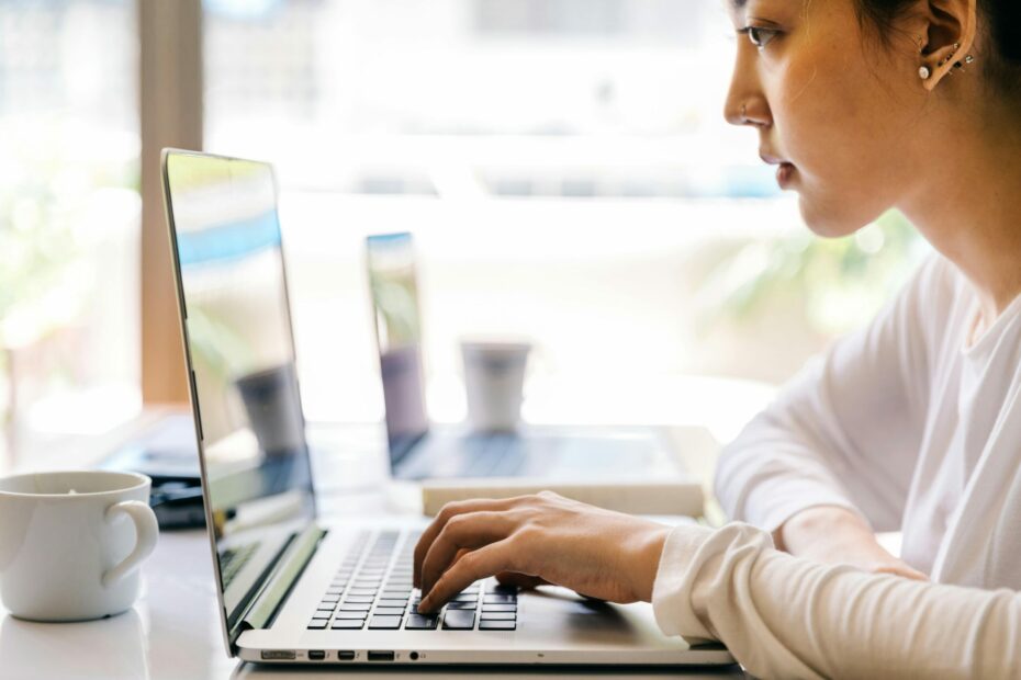 How to Get Your Brand Mentioned in AI-Generated Answers - AccuraCast