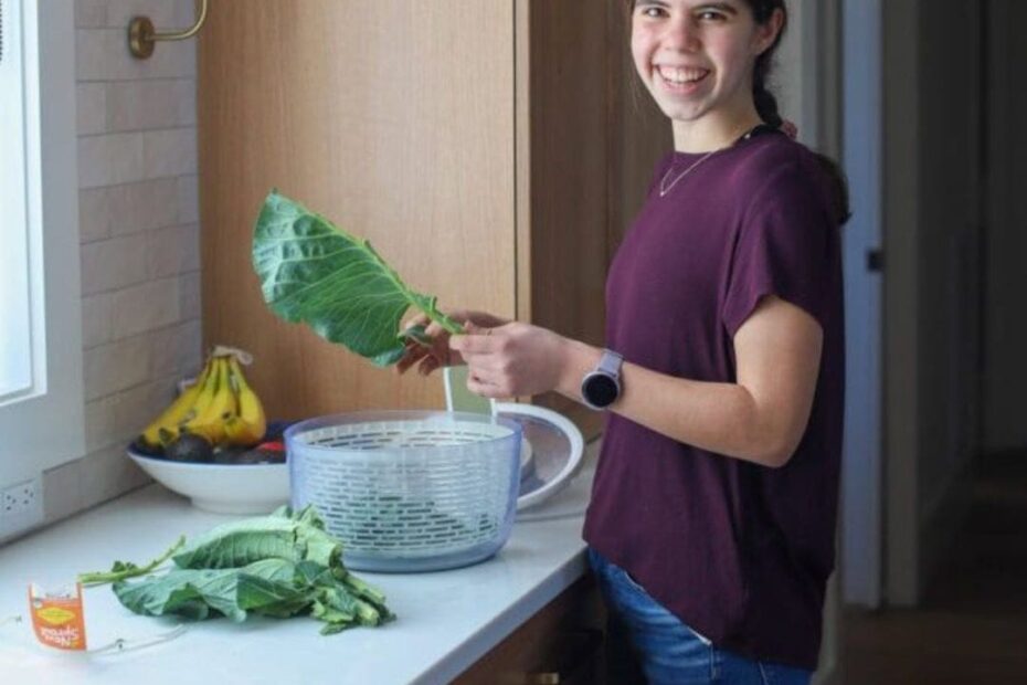 How to Teach Responsibility to a Teenager