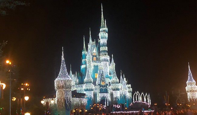 JD Vance Takes the Kids to Disney and Democrats Lose Their Ever Lovin' Minds