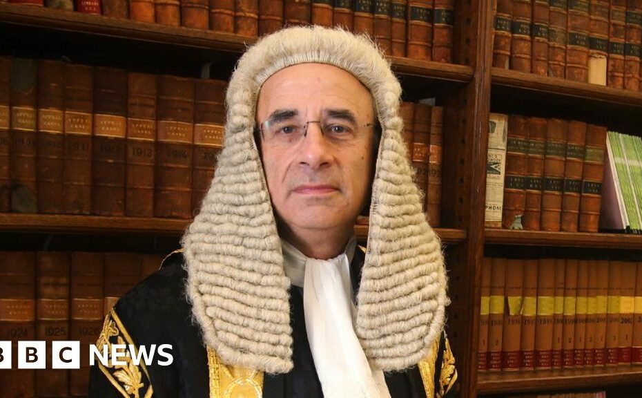 Jury-free trials recommended to save courts from 'collapse'