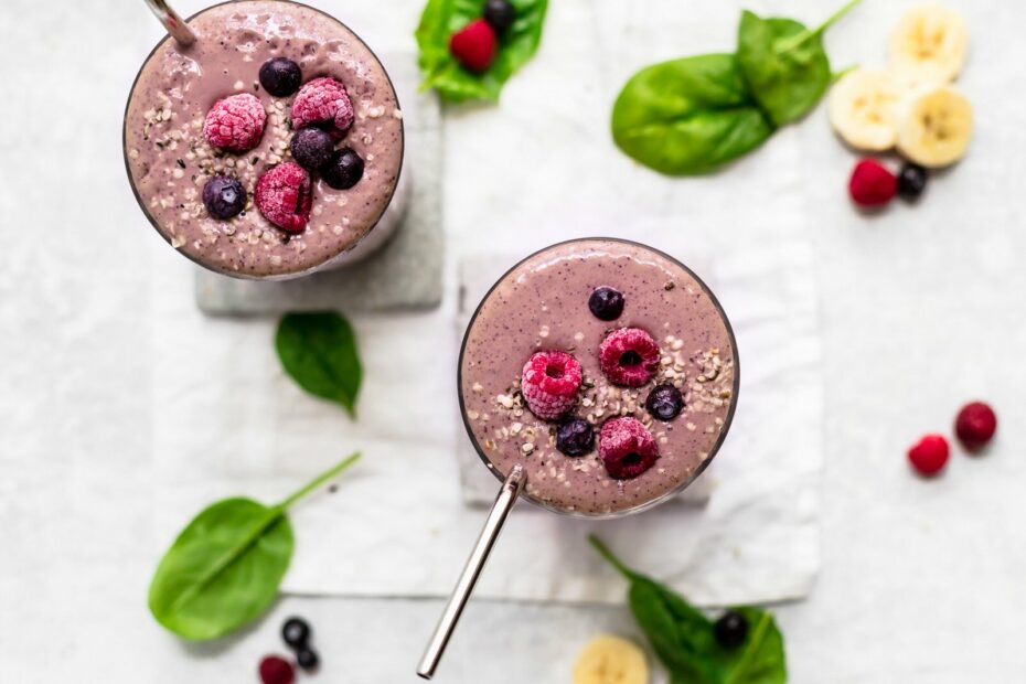 The Best Mixed Berry Smoothie (high-protein!)
