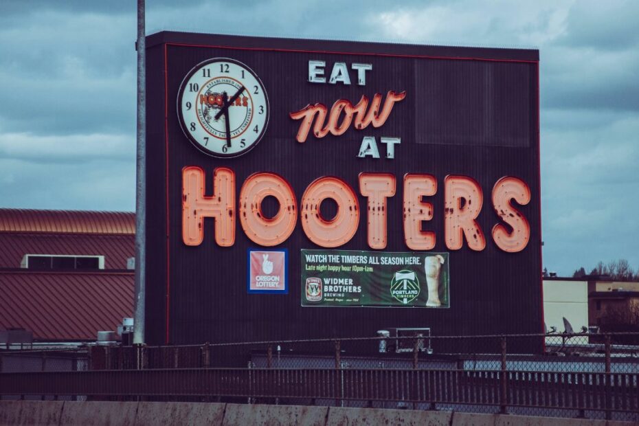 10 U.S. Restaurant Chains Serving Fried Fish Travelers Rave About - Idyllic Pursuit