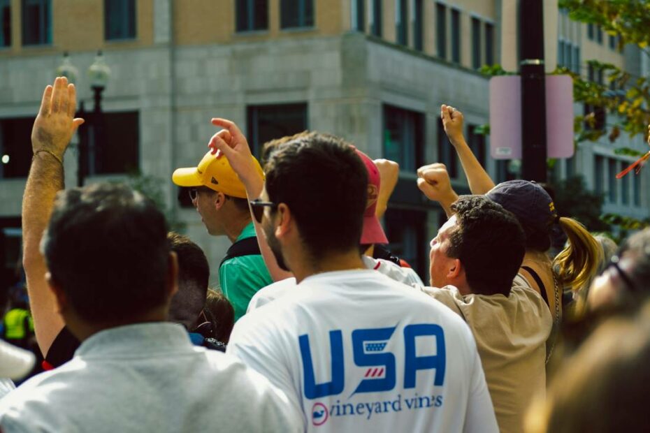 11 American Travel Traditions That Might Raise Eyebrows Abroad - Idyllic Pursuit