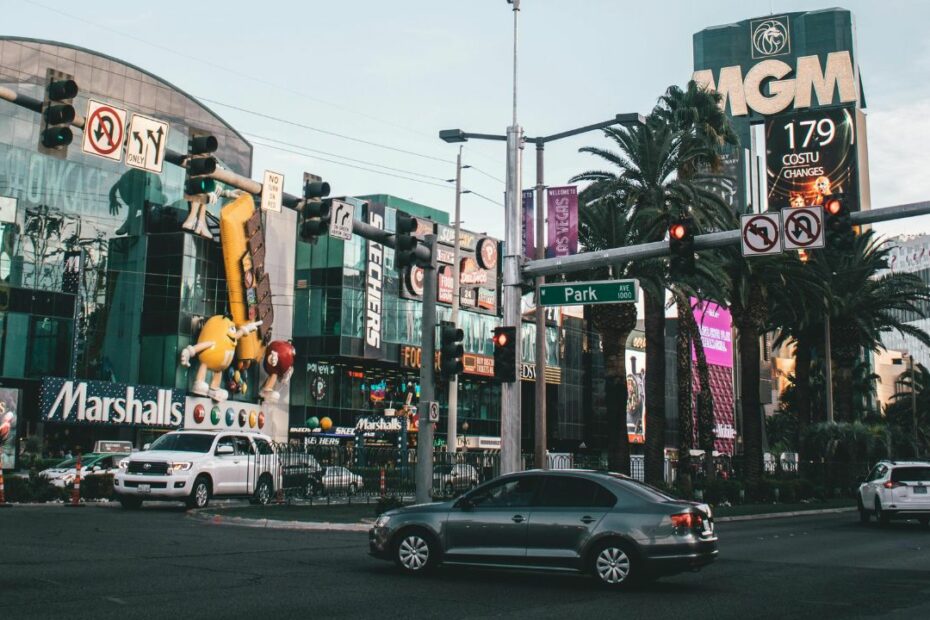 11 Desert Cities in America with Surprising Attractions - Idyllic Pursuit