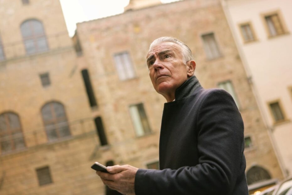 11 Outdated Travel Habits U.S. Travelers Over 60 Still Follow (That May Hold Them Back) - Idyllic Pursuit