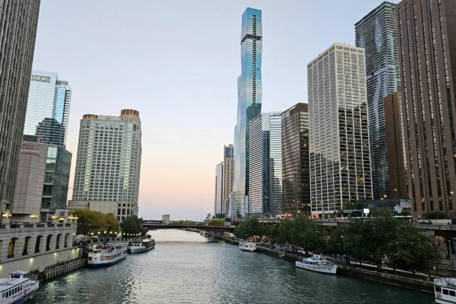 11 Riverwalks Across America Perfect For A Morning Stroll - Idyllic Pursuit