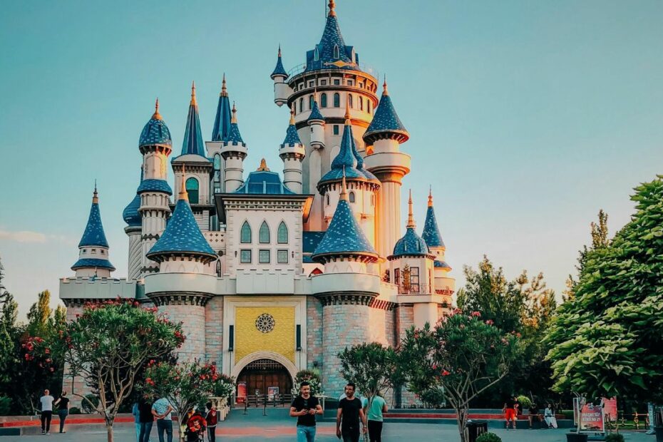 14 Most Gorgeous Medieval Castles That Look Like They’re Right Out of a Fairy Tale - Idyllic Pursuit