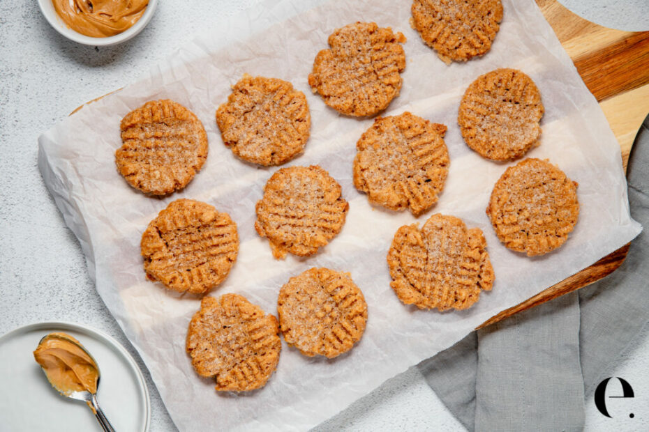 3-Ingredient Peanut Butter Cookies | Elizabeth Rider