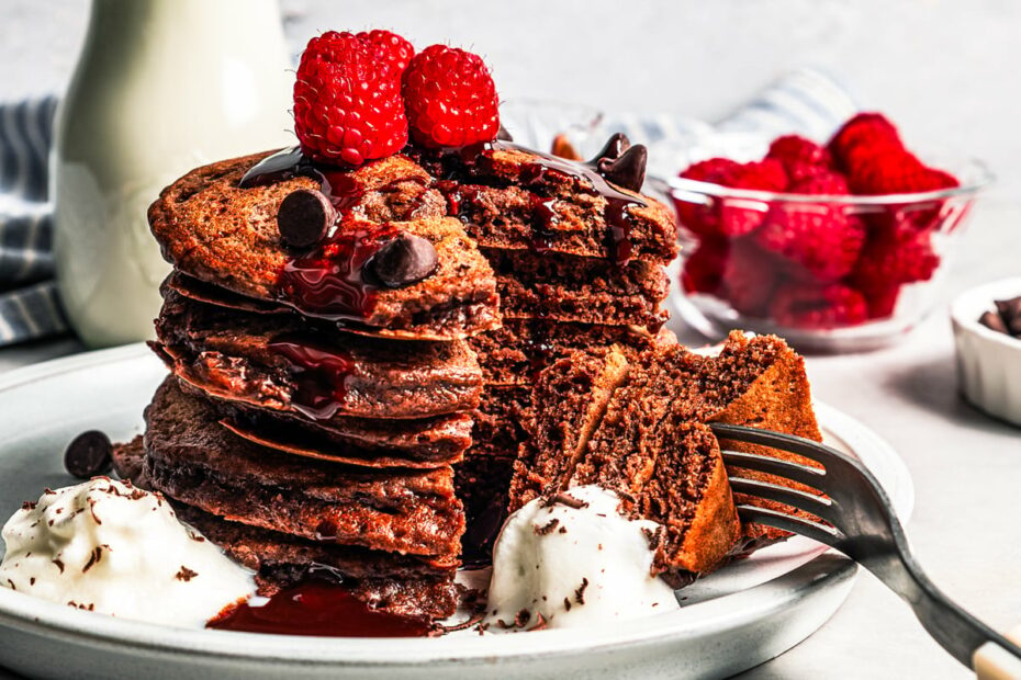 Chocolate Pancakes - Thick & Fluffy Homemade Pancakes!