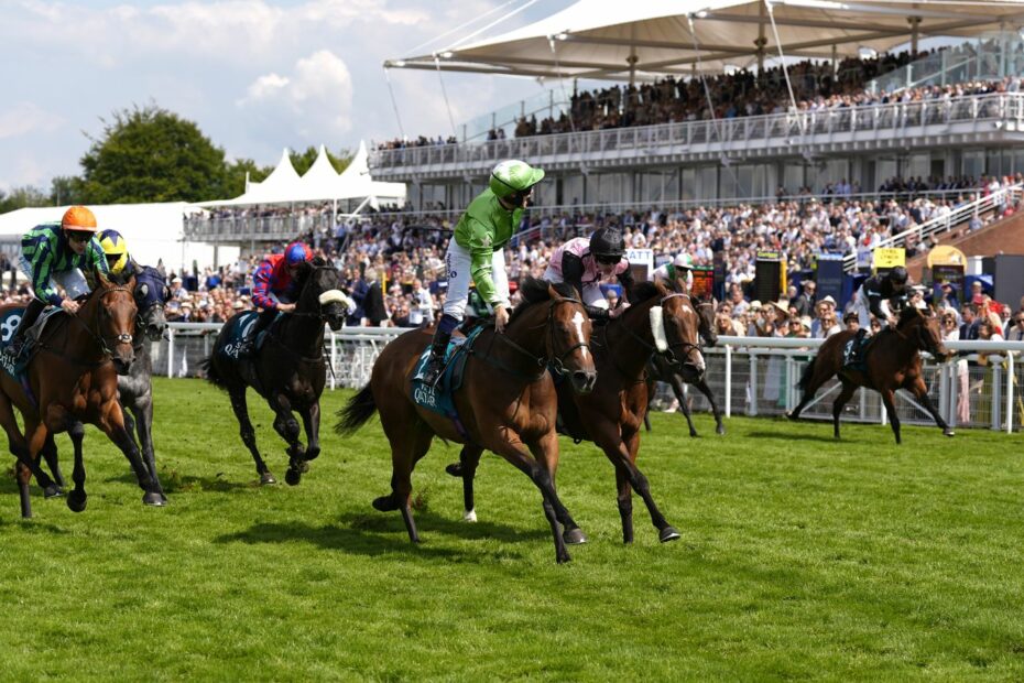 Jm Jungle and Jason hart win the King George at Goodwood