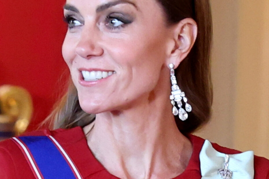 Kate Middleton Stuns in Red Gown & Glittering Jewels At French State Banquet