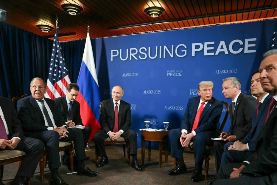 Stretta di mano fra Trump e Putin, al via il vertice in Alaska - DIRETTA - Notizie - Ansa.it