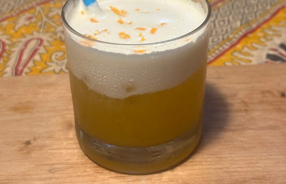 Welcome To Wonkette Happy Hour, With This Week's Cocktail, The Harvey Wallbanger!
