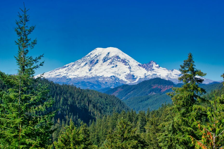 10 Most Stunning Mountains to Explore Across the United States - Idyllic Pursuit