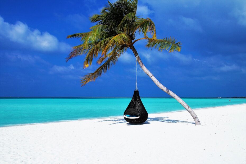 10 Quiet Island Beaches That Feel Like Your Own Secret - Idyllic Pursuit