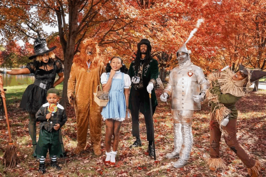 24 Fun And Creative Family Halloween Costume Ideas For 2025