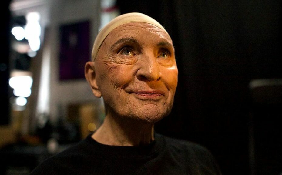 Breaking Baz: Terence Stamp Pre-Shot ‘Priscilla Queen Of The Desert 2’ Scenes Months Before He Died; Filmmaker Stephan Elliott Says Actor Had “Time Of His Life”