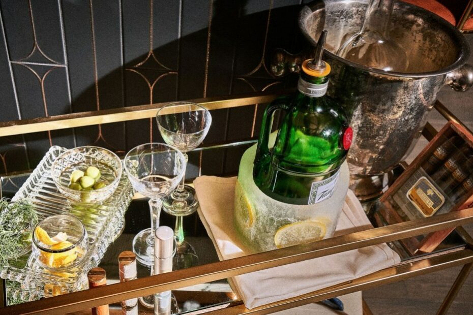 Everyone Loves Tableside Carts Right Now