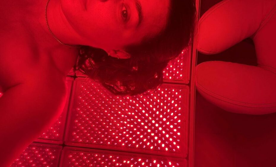 How to Prep Skin for Red Light Therapy: Tips for Maximum Results | The Skinny Confidential