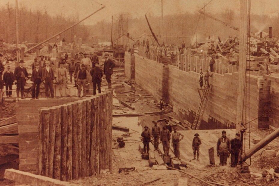Workers build the South Mills Lock in North Carolina using lever and pulley technology.