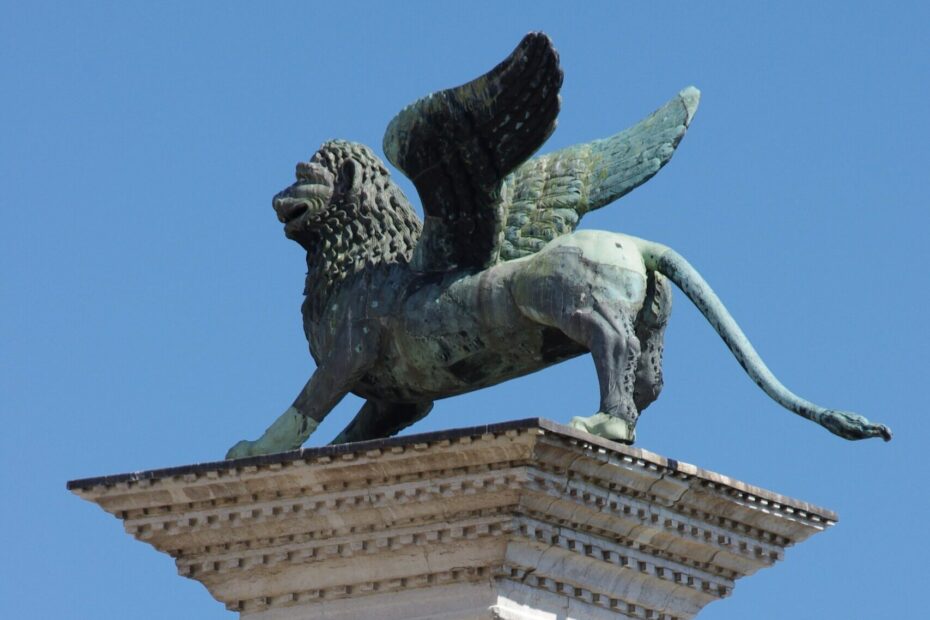 a winged lion statue