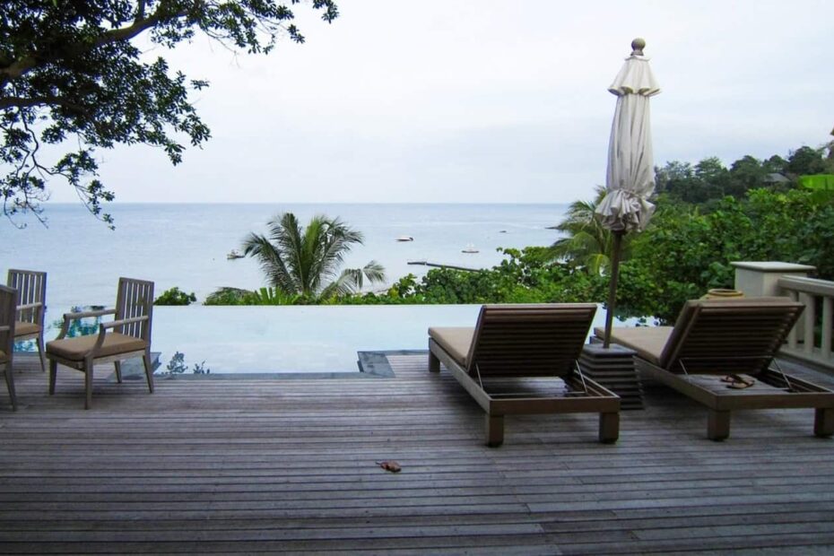 10 Overhyped Islands Americans Name Most - Author Kathy Haan