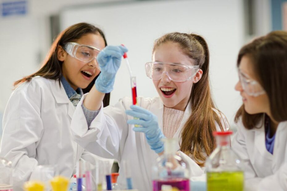 Can identifying as a 'STEM person' improve future opportunities for girls?