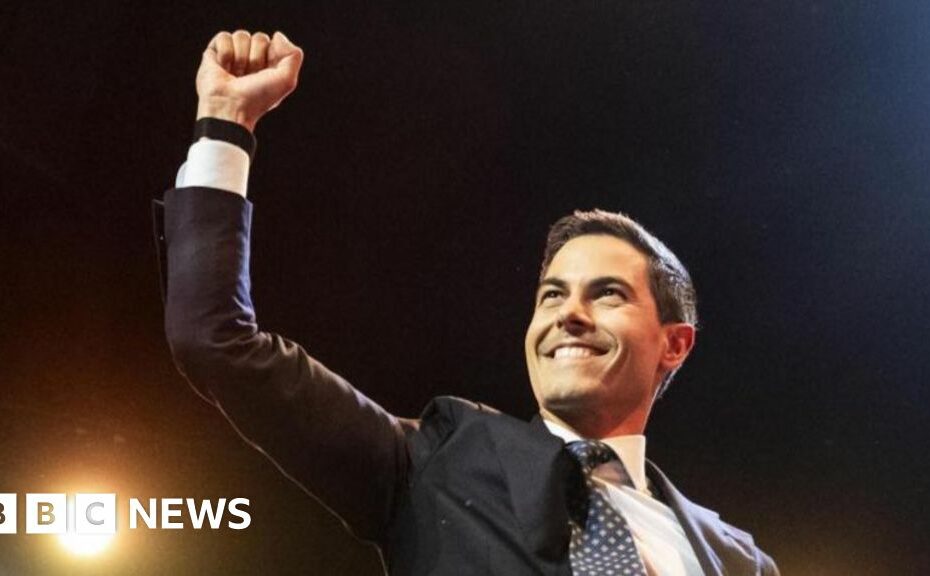 Dutch centrist liberals neck and neck in close finish with populist Wilders