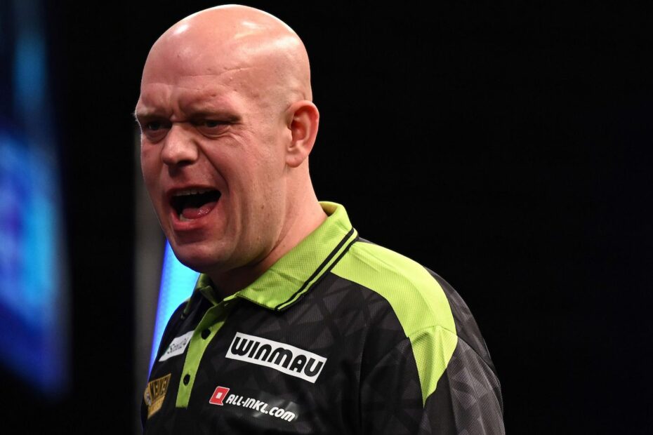 22/10/25: 2025 Machineseeker European Championship, Dortmund. Round 1. Wessel Nijman v Michael van Gerwen. Picture: Michael Cooper