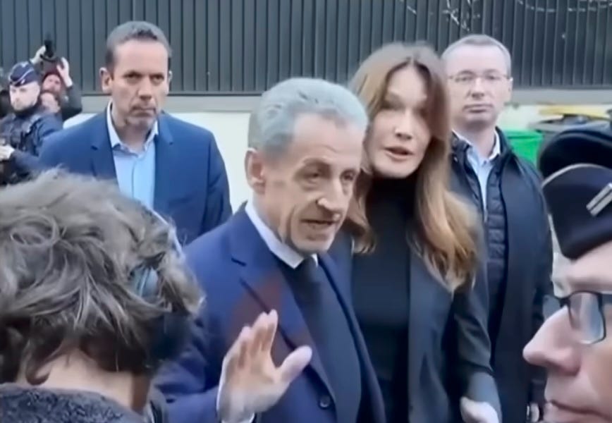 Hey Look, Sending Corrupt Former Presidents To Prison Is Fun And Easy, Oui, Oui!