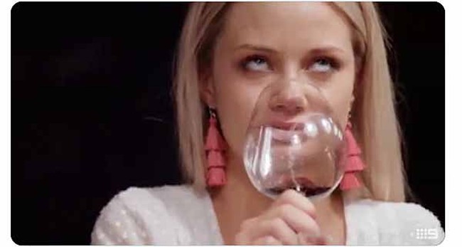 London Police Urge Citizens Not to Spread Disinformation After Triple Stabbing by Afghan National