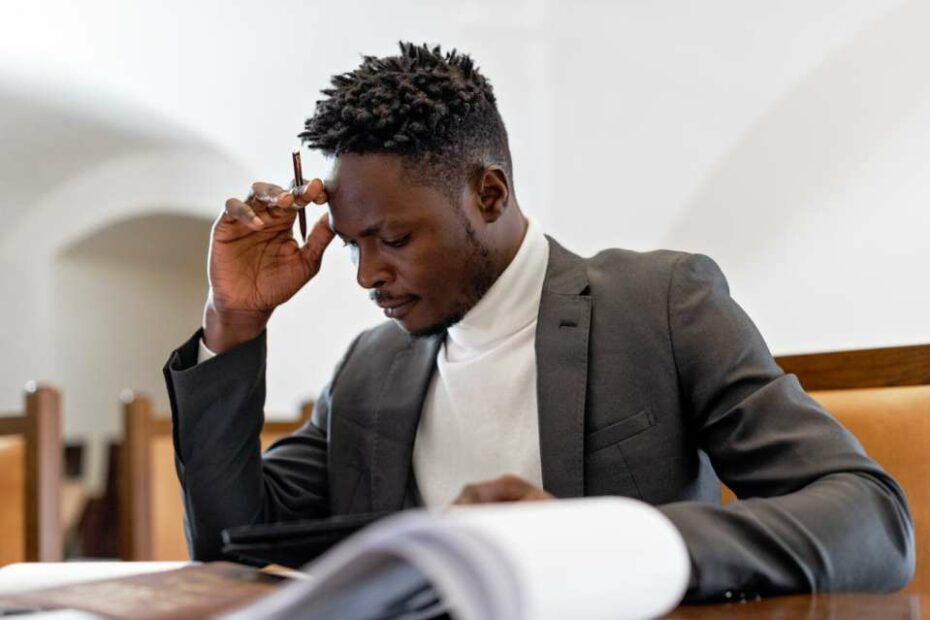 how-a-flexible-mindset-sharpen-proble-solving-thinking-man,jpeg