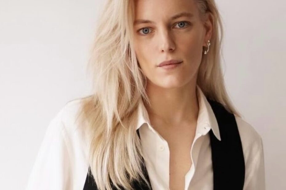 Your Androgynous Clothing Fashion Guide - Top Tips & Best Brands - Her Style Code